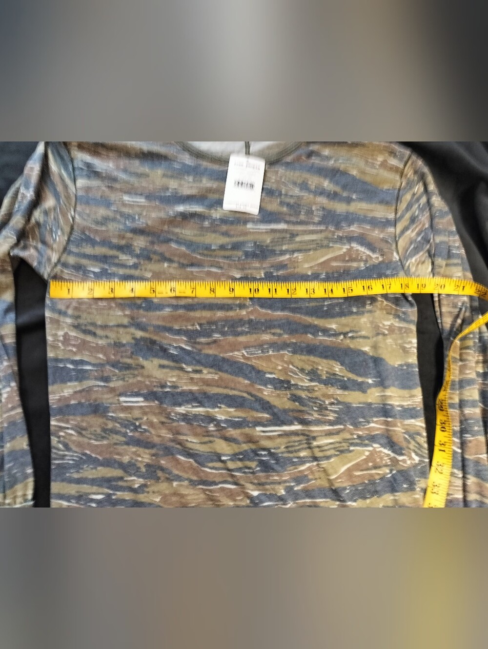 NWT Free People Long Sleeve Arielle Distressed  Camouflage Tiger Combo XS/S/M - Picture 4 of 7